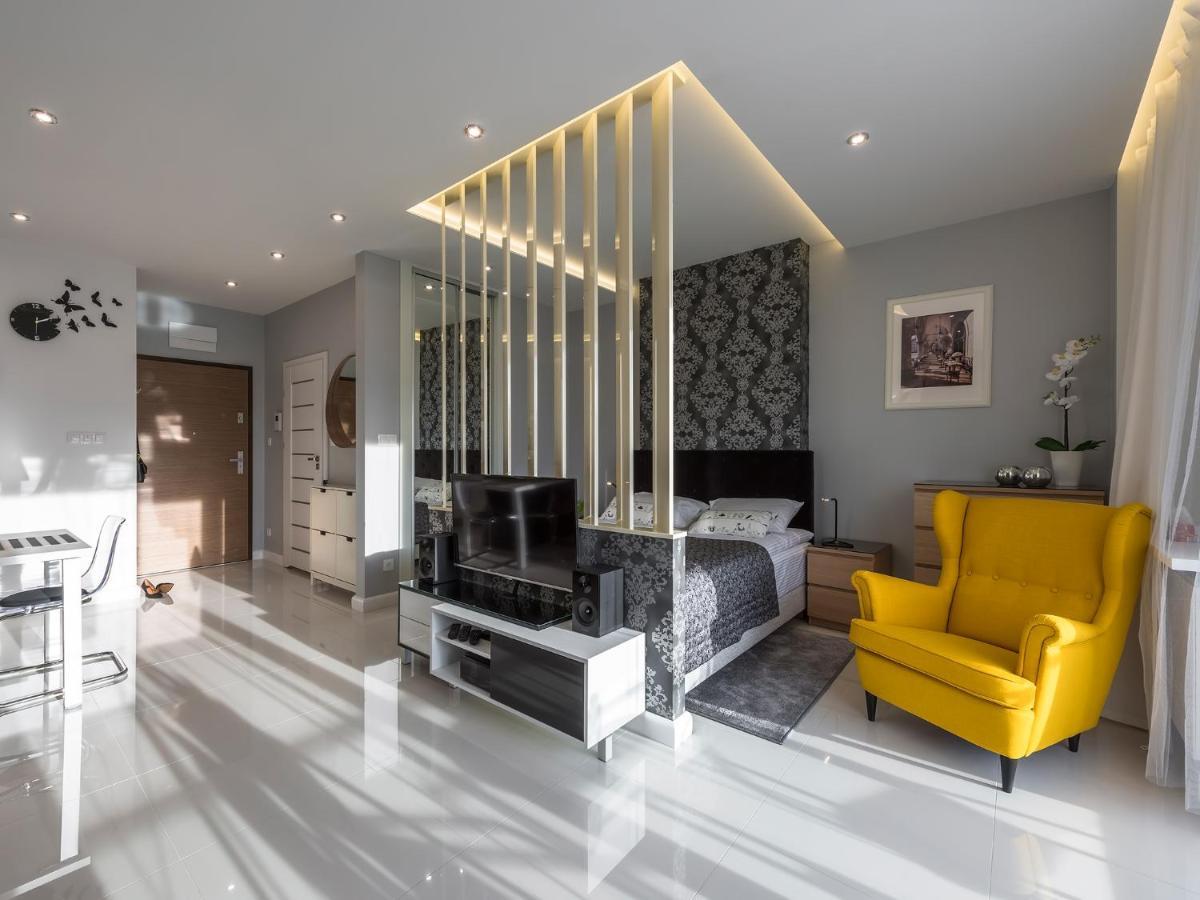 Black Pearl Apartment Krasków Εξωτερικό φωτογραφία